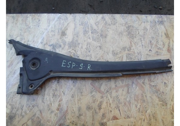Жабо, планка під лобове скло права Renault Espace 4, 8200101056